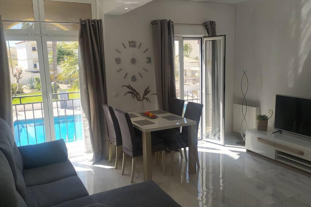 Villamartin Golf Lovers Home ซานมิเกล เด ซาลีนาส ภายนอก รูปภาพ